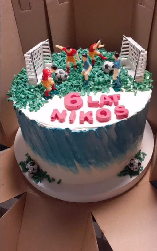 Tort urodzinowy z motywem piłki nożnej — Cake Time Cieszyn