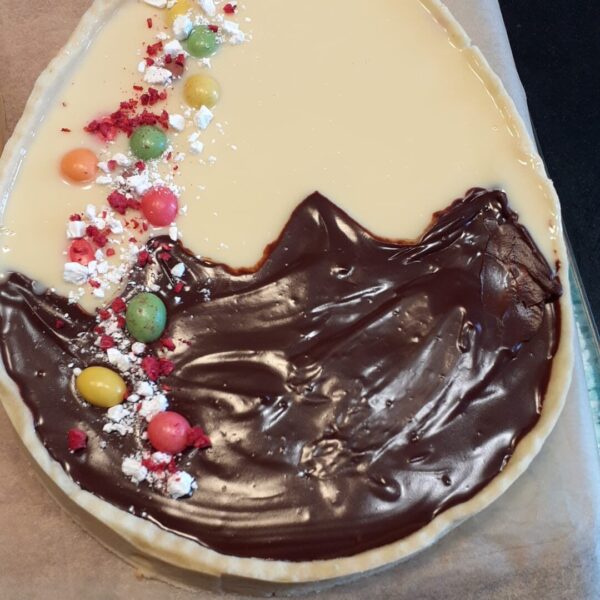 Mazurki Wielkanocne na Zamówienie Cieszyn – Pistacja, Czekolada, Adwokat